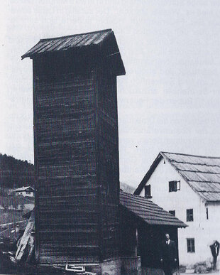 Spritzenhaus mit Schlauchturm Ladis um 1905
